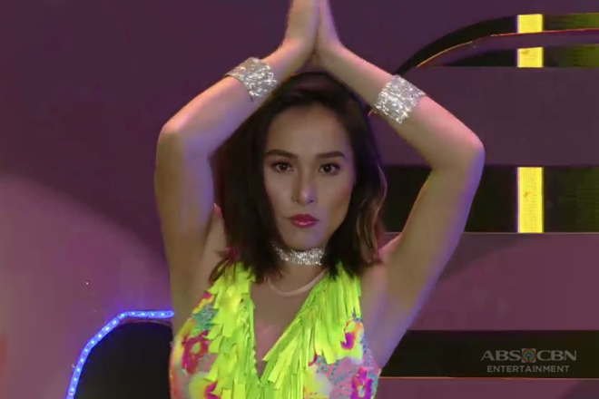 Cristine Reyes Sets The Stage Ablaze With Hot Moves Abs Cbn Entertainment